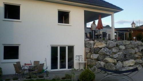 Apartment Wohnung mit großer Gartenterrasse und Ausblick by Interhome - Foto 3