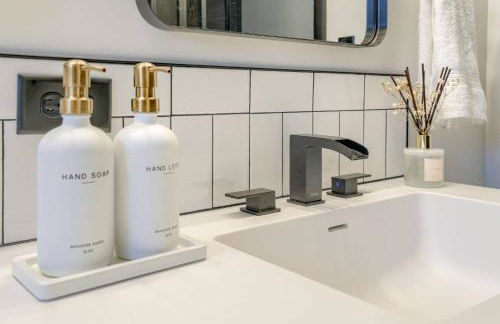 Cozy 5BD | Near DT | Ping Pong & Outdoor Space - Foto 12