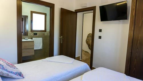 Alojamientos Rurales Entre Rocas - Foto 1