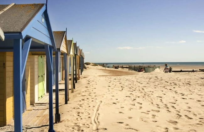 Absolute Beachfront With Decked Garden Oasis and Views - Foto 39