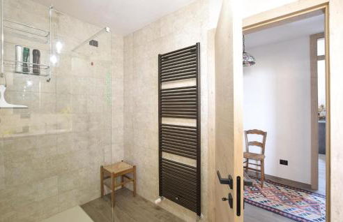 Gorgeous Apartment In Lamon With Wifi - Foto 18