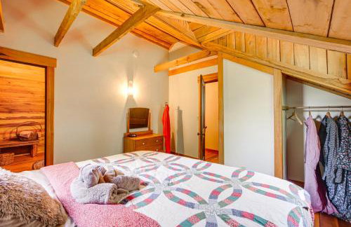 1800s Romantic Cabin! Fireplace and 3 Jacuzzi Tubs - Foto 17