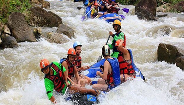 Rafting en aguas bravas - Foto 2