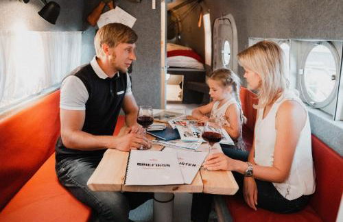 Antonov im Garten – Flugzeug-Ferienwohnung - Foto 11