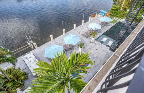 The Modern Castle Canal View Access Rooftop Living Greenhouse VlLLAS - Foto 49