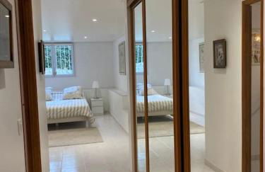 T2 avec jardin et piscine privée - Photo 3