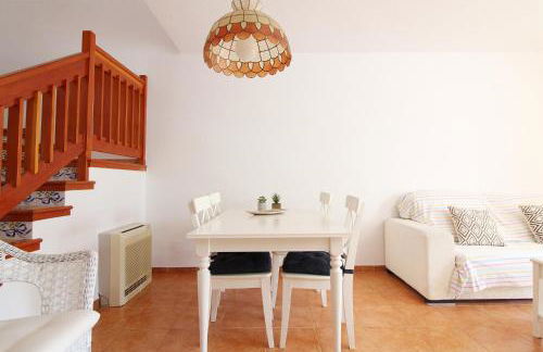 Global Properties, Adosado en la playa con piscina - Foto 7