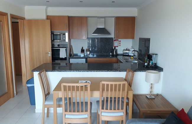 Remarkable 1-bed Apartment in Olhos de Água - Photo 5