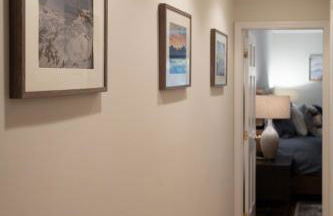 NEWLY REMODELED FOUR BEDROOM All SEASON CONDO W MOUNTAIN VIEWS - Foto 28