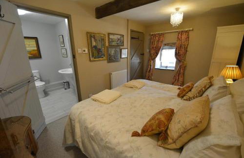 Haddon Grove Farm Cottages - Photo 37