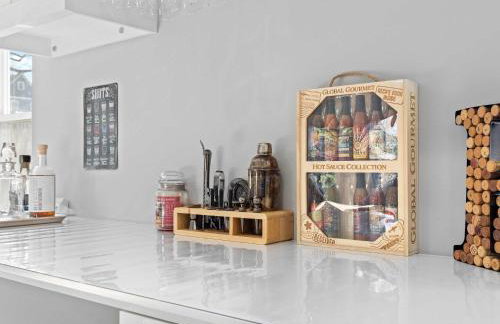 Sunny City Accommodations - Close to METRO and UMD - Foto 7