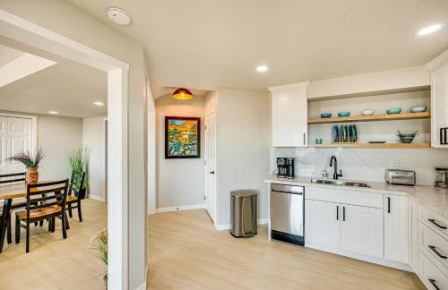 Puget Sound Views Des Moines Apt with Patio - Foto 2