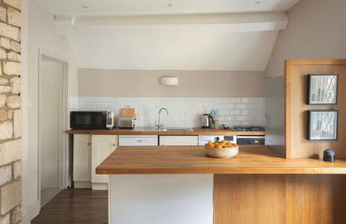 Fern Cottage Coach House - Photo 13