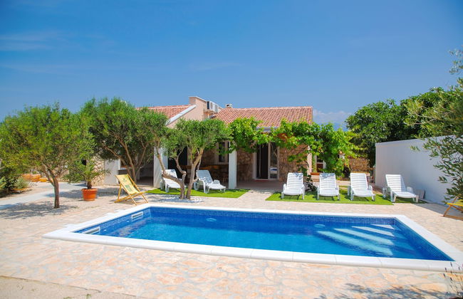 Villa Tina with Private Pool - Foto 33