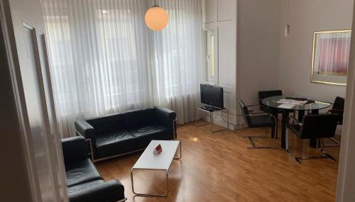 MAVO Hospitality Stuttgart Marienplatz - Foto 1