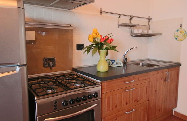 Farmhouse Bliss With Pool, Wine and Tails - Photo 7