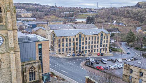 Chic Mill conversion beside Piece Hall & Eureka! - Foto 4
