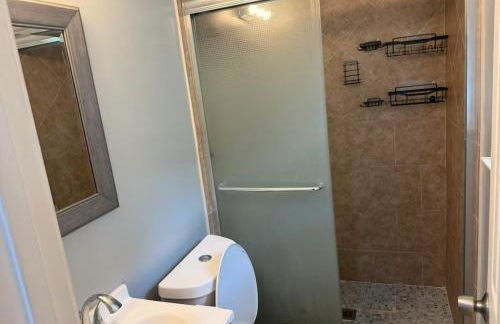 The Soak Haus Hot Tub Retreat 25 Min to ATL - Foto 3