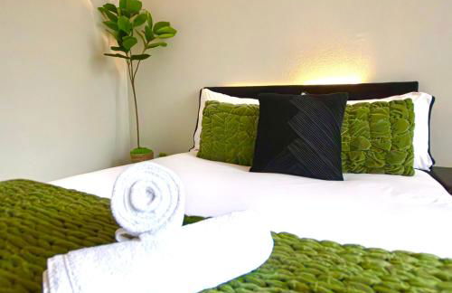 FREE Pool Table Cinema Room TableTennis AirHockey Glasgow City - Foto 27