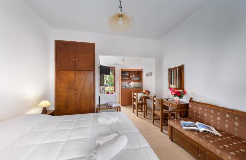 Vergonis Studios - Photo 57