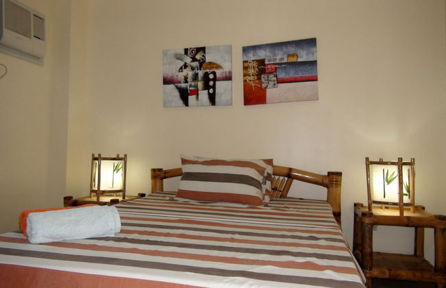 Squares Cafe and Apartments - Foto 6