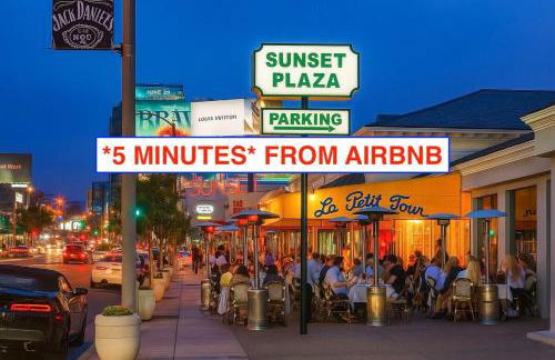 Hollywood Hills Spa Retreat Oasis with Tree Top Views, Private Jacuzzi Style Tub, Steam Room, Magical Half Acre Acre Garden and Patio, Free Parking for 2 cars, in LA's most Serene, Central Desirable Area - Foto 37