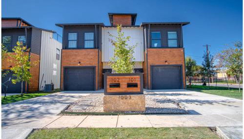 Spectacular 3 BR Plus 2 and a Half BA Apt Near Downtown - Foto 2