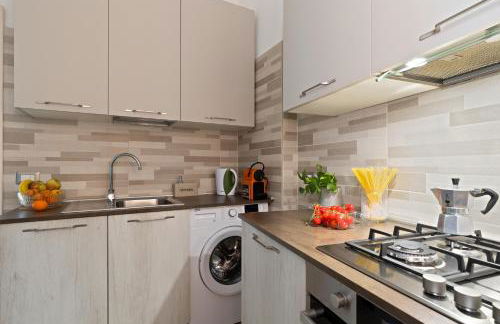 Cozy and Bright Pyramid Apartment - Photo 15