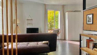 Agréable petit gîte avec jardinet et piscine - Foto 4