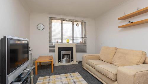 Homely 1 Bedroom Apartment in Beckton With Parking - Foto 3