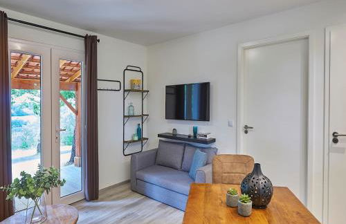 Holiday Home in Mauroux with Pools & Vineyards - Foto 3