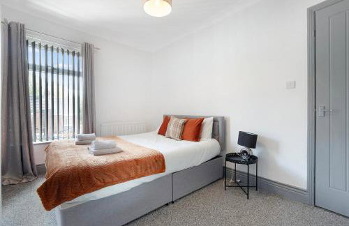 Family-Friendly 2BR Close to Durham City - Foto 20