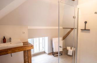 6 Zimmer 130 m2 Wundervoll sanierte Wohnung zentral ruhig hochwertig - Foto 25