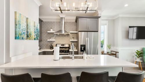 The Azalea Suite at 124 Spring - Foto 2