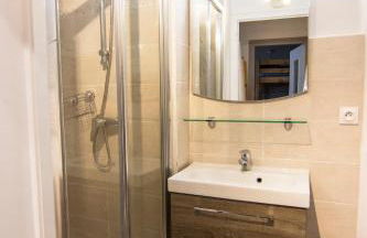 Le Gypaète, t1 bis, vue montagne, wifi, ascenseur, balcon, 6 personnes - Foto 8