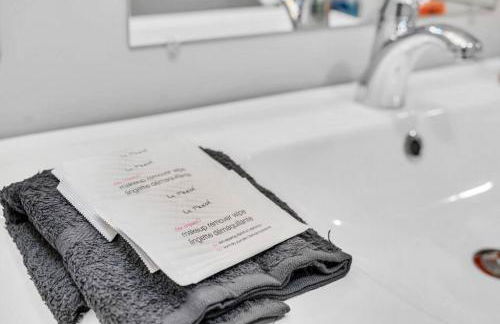 Dave and Busters, Outlets, Convention Center across street w Parking - Sleeps 15 - Foto 32