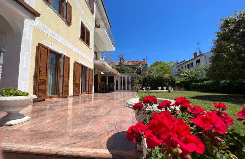 Martina 2 - Photo 25