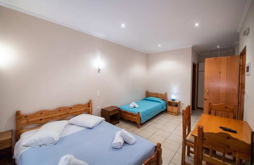 Irini Seaside Studios - Photo 13