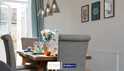 Explore Welsh Wonders, 3 Bedroom House By The One Retreats Short Lets & Serviced Accommodation Treharris - Foto 4