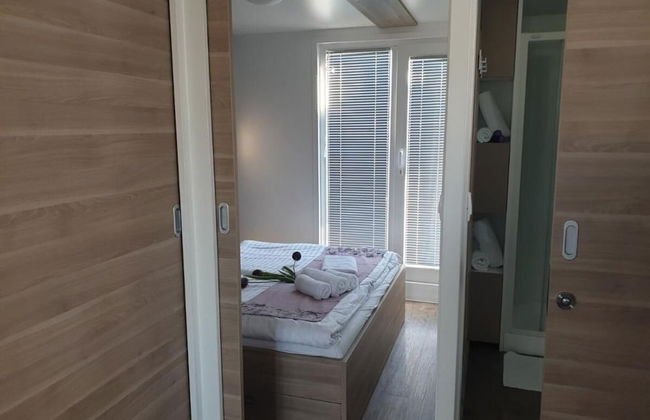 Adela Floating House - Foto 3