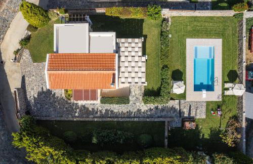 Real Dream Villas, Cretan Gems with SeaViews, By ThinkVilla - Photo 8