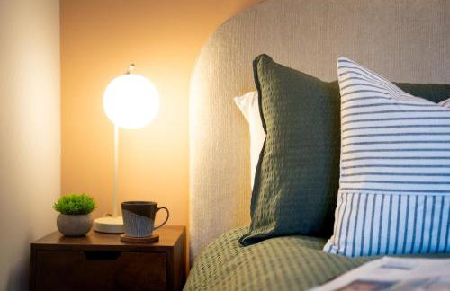 Ye Old Mill - Stylish cosy retreat with parking - Photo 13