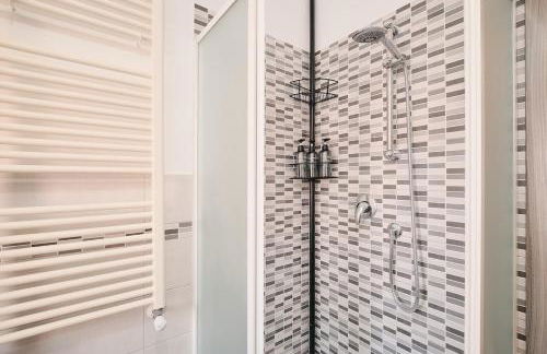 5 FCO Modern & Spacious, Free Parking - Foto 7