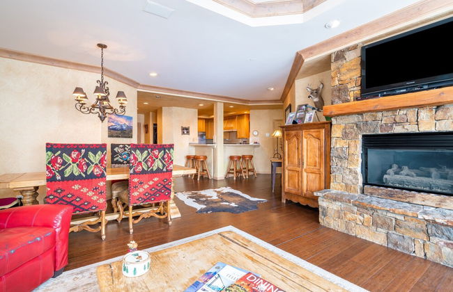 Centrum 302 by Avantstay Gorgeous Condo w/ Great Views & Steps Away From Ski Runs! - Foto 12