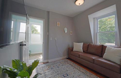 Beautiful Modern Beach House! - Photo 3