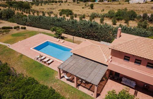 Calm Retreat Villa Lagonisi - Foto 32