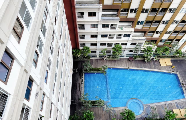 Good Choice and Cozy Studio LRT City Jatibening Apartment - Photo 9
