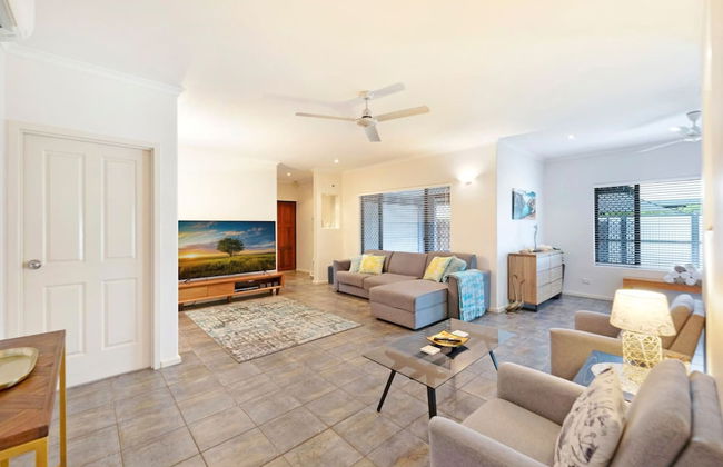 Cityside Hideaway Pool - Workstation - Markets - Foto 27