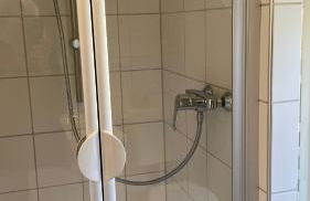 Ruhiges Zimmer zentral - Photo 14