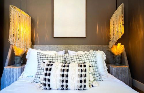 Waterfront Villa with Beach, Pool, Cinema, Game Room and Tiki - Foto 16